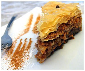 greek baklava dessert